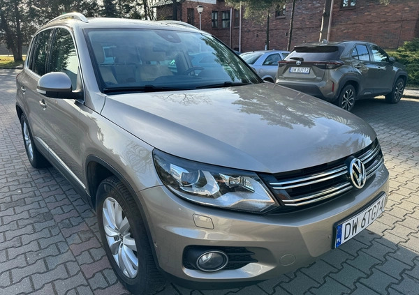 Volkswagen Tiguan cena 59000 przebieg: 178000, rok produkcji 2013 z Strzelin małe 379